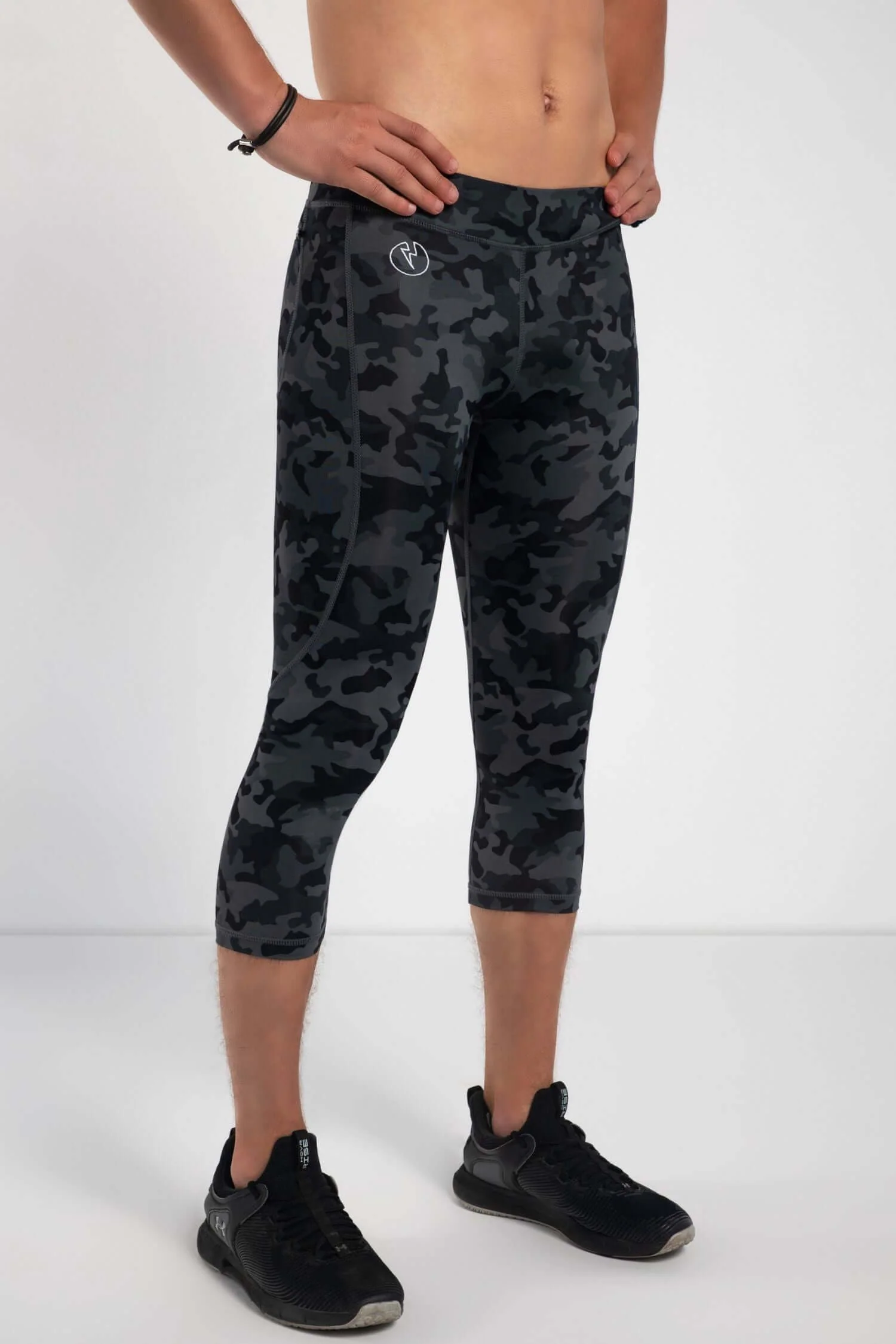 Stealth Camo Recycled 3/4 Meggings - Image 3