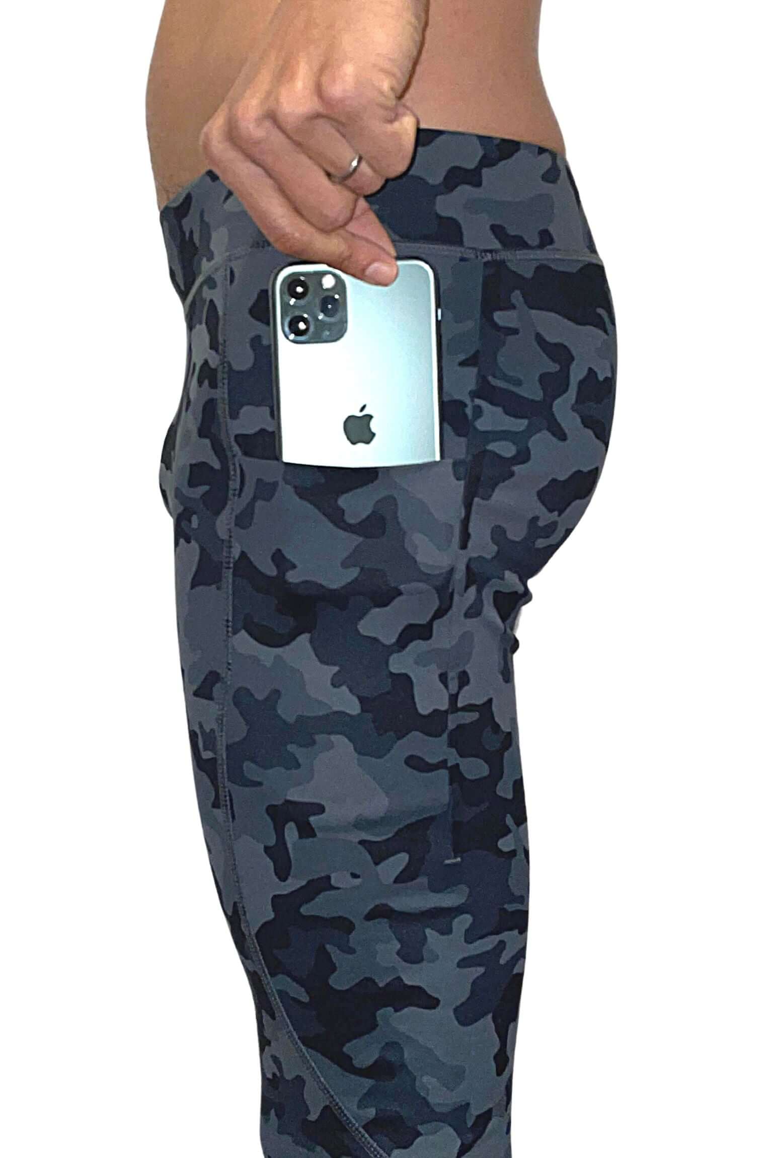 Stealth Camo Recycled 3/4 Meggings - Image 4